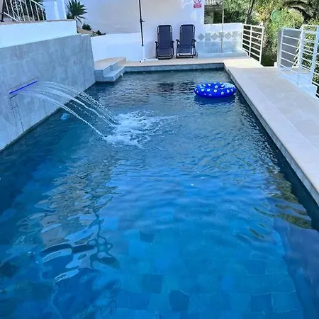 公寓 B View Of Swimming Pool, Jacuzzi, Possibility Heating In Extra, Sea And Mountain *