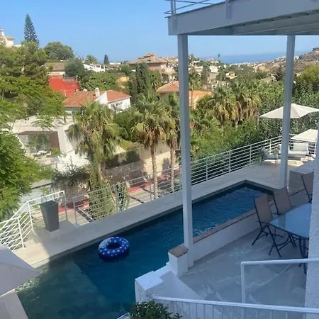 B View Of Swimming Pool, Jacuzzi, Possibility Heating In Extra, Sea And Mountain Διαμέρισμα